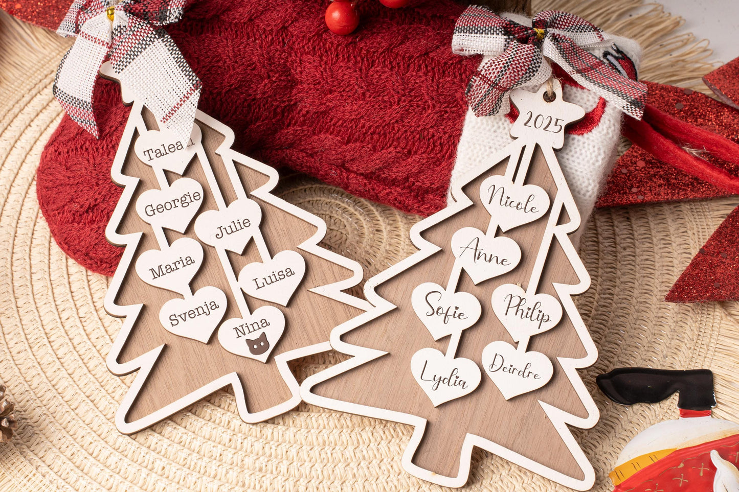 Adorno navideño de madera personalizado para la familia: recuerdo con nombres a medida